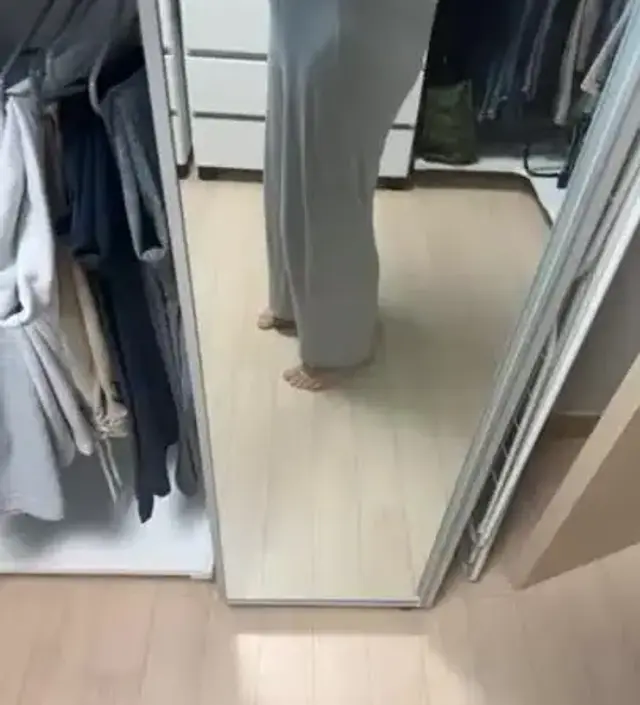 배가 제법 나오기시작해서 집에서 편하게 입으려고 주문했는데 역시나 편하네요~ 답답하