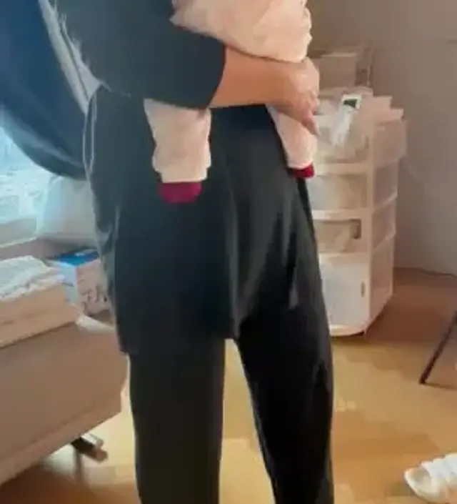 너무 보드랍고 수유할때도 단추만 풀면 되서 넘 편하고
