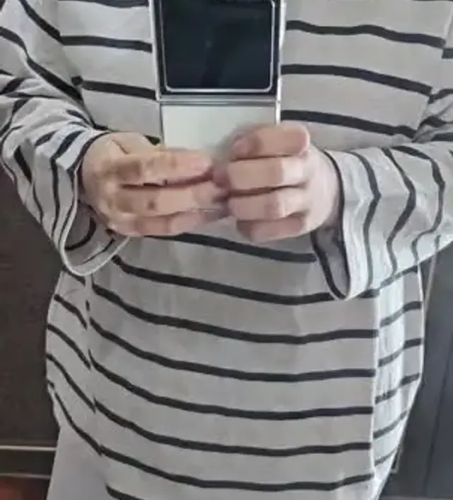 넘예뻐요 잘늘어나서 루즈핏으로 잘입었으면좋겠어요 ㅎㅎ