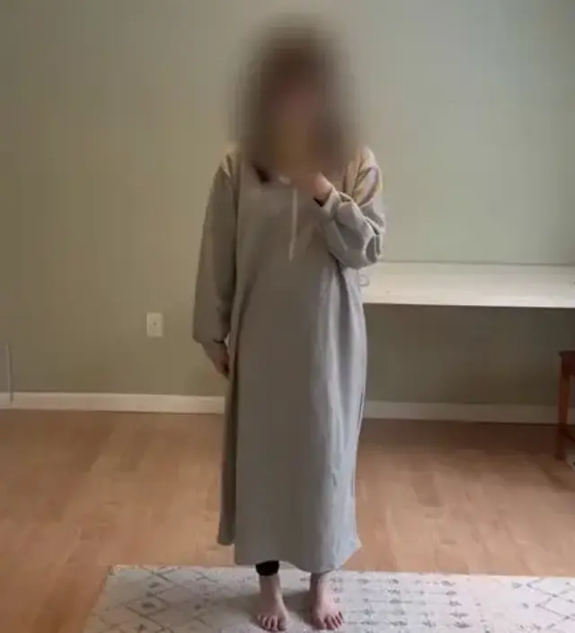 짱짱 편하고 좋습니다!! 지퍼도 엄청 아래까지 내려와서 수유 할 때 편할 것 같아요! 겨