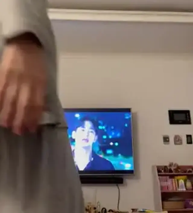 대만족입니다. 안 입은 듯 편하네요. 두 벌 더 사려고 들어왔습니다. 