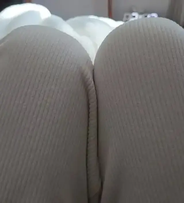 엄청 편해서 좋아요 교복템 될것같아요
