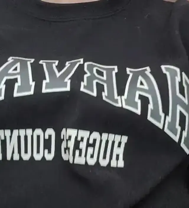 길이 적당히 길어서 아무데나 매치하기 좋네요
