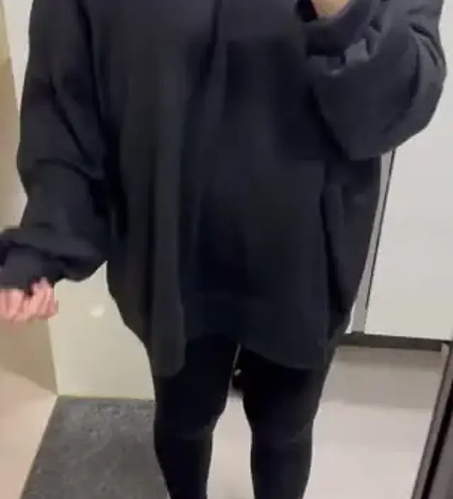 14주 임산부인데 넉넉해서 
