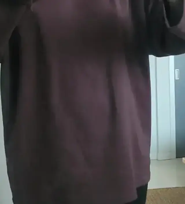 사이즈가 좀 큰 편이지만 편할꺼같아요