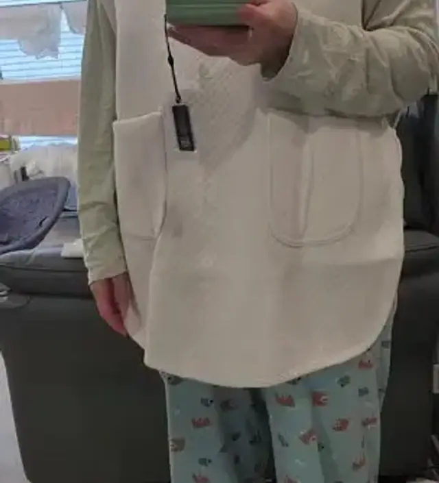 아기가 안으면 얼굴을 비비적대고 침도 많이 흘리기 시작해서 구매했어요.. 부드럽고 좋