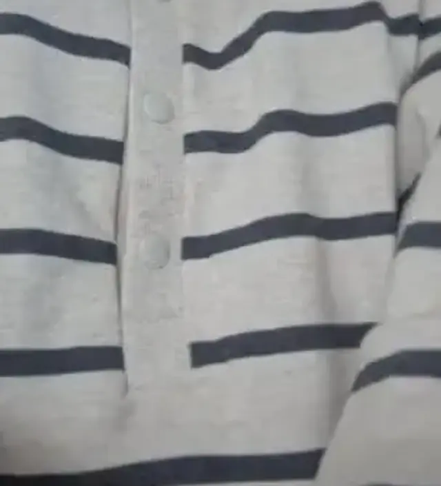 보이는 그대로 왕 편해요! 사이즈도 크고 계절감도 봄에 입기 딱 좋을 것 같습니다~