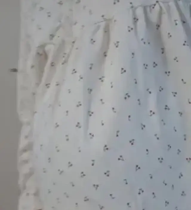 패턴이 유치하면 어쩌지 했지만 소임믿고 구매~ 넘 예뻐요^^
