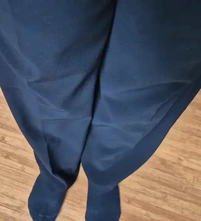 사이즈 M이랑 L 고민 많이하다가
