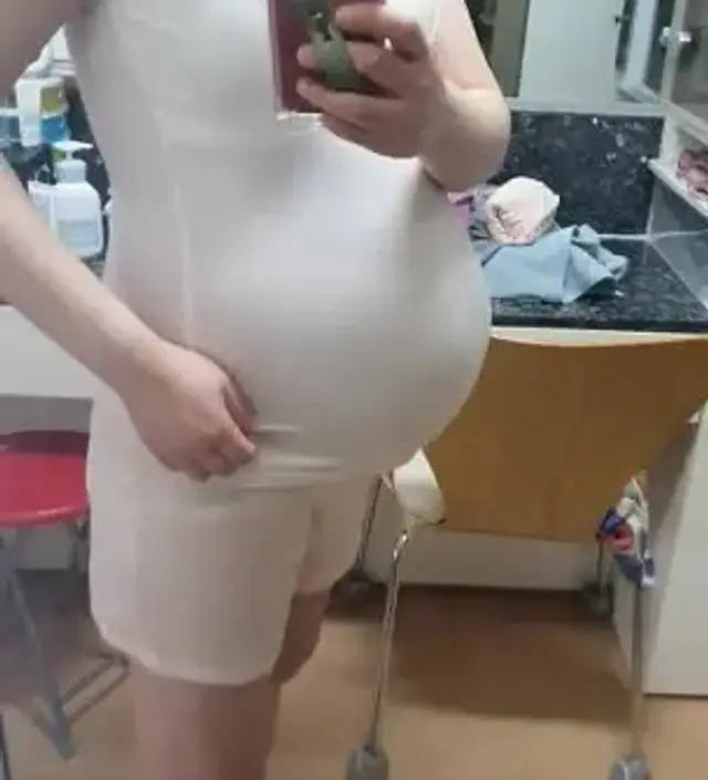 스킨색 수유나시가 불량이라 교환했는데...아이보리가 왔네요ㅠ
