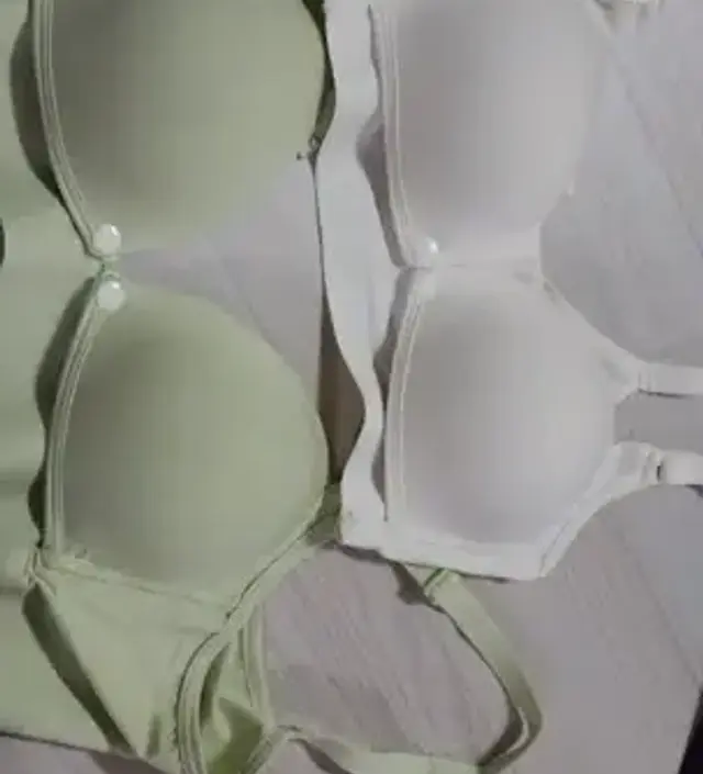 수유브라는 크게 사야한다고 해서 평소 사이즈보다 크게 구매했는데 잘 산것같아요. 색