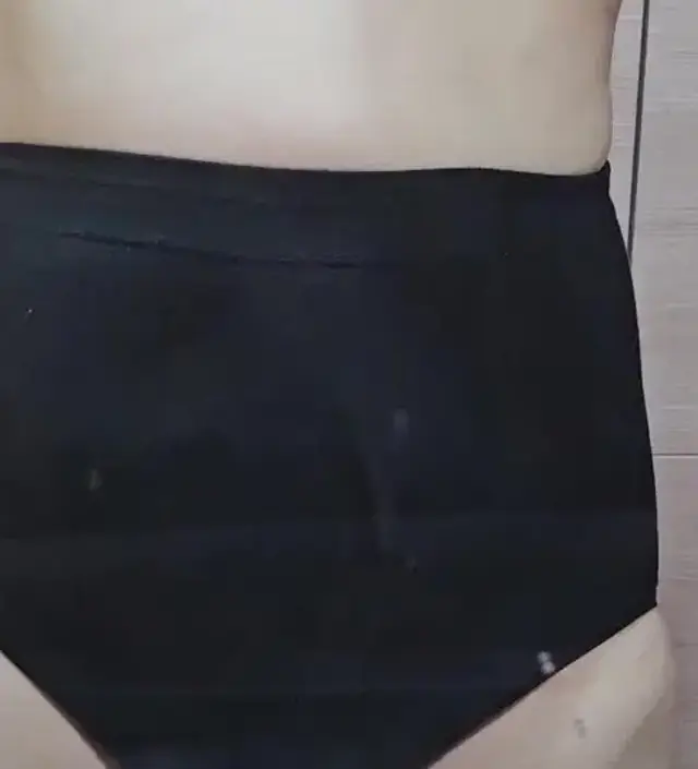 윗배가 많이 나온 21주 산모입니다.
