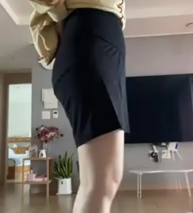 엄청편하네요 봄되면 스커트 밑에 입으려구요