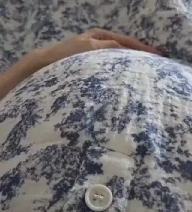 임신기간 동안 예쁜 잠옷을 입고 싶어도 마땅한 옷을 찾지 못했었어요... 그러다 이러단