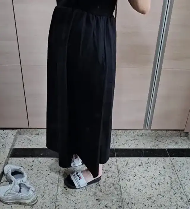 길이는 발목까지라... 종아리뚠뚠이라 오히려 좋아입니다.
