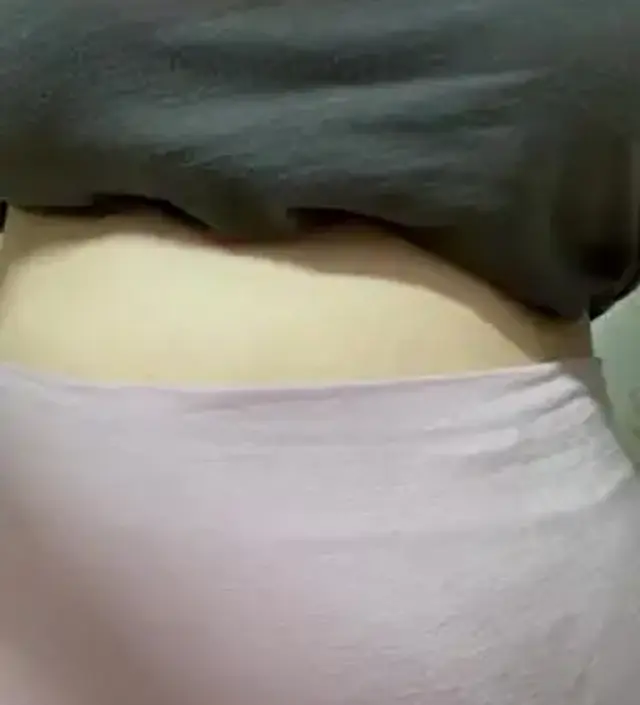 임산부 바지 처음샀는데 배가 아주 편하네요 막색이 더 날씬해보여요 