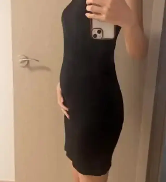 얇은데 여름이만삭이라 딱 좋을것같네요 
