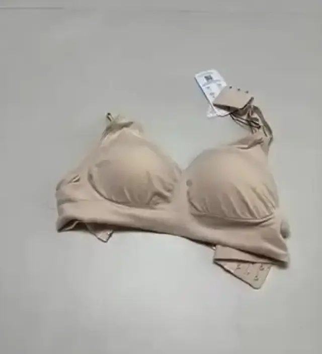 평상시엔 75b 임신 후에는 정확히 치수를 재보진 않았지만 가슴이 굉장히 커진 상황인데