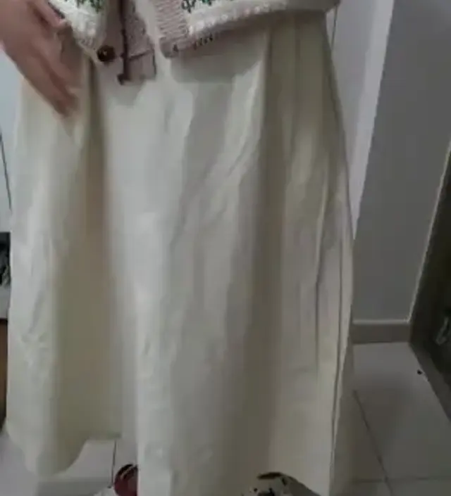 비침없어서 좋아요 굳이 여름용 아니여도 넉넉해사 시원합니다!  주머니가 킥이에요 너