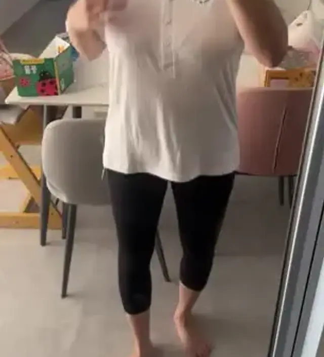 약간 비치는 소재지만 부들부들하고 편해요.