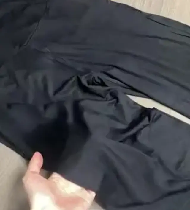 차르르 입었지만 안입은 느낌이에요 
