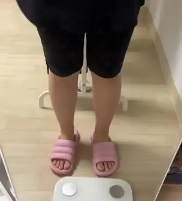 사이즈 잘맞고 좋아요 완전 하비인데 여유롭지는 않지만 불편하지는 않을것 같아요ㅎㅎ