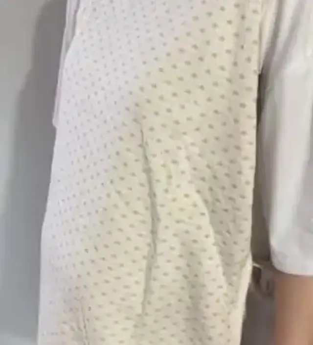 아기 수유할때마다 퍈하게 잘 입고 있어요 촉감이 부드러워서 아주 좋습니다