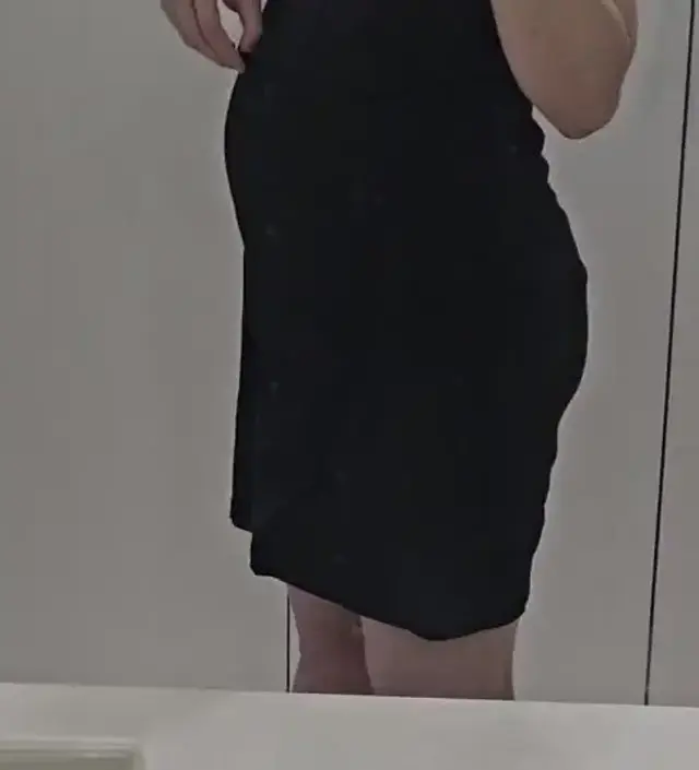 편한 원피스를 입고 임부용 속바지가 달라붙어서 불편했는데 요건 하늘하늘 널널해서 좋