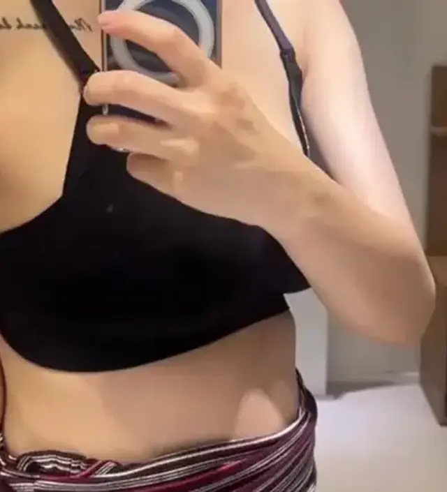 기존에 75C 입었는데 작아져서 새로 구매했어요.
