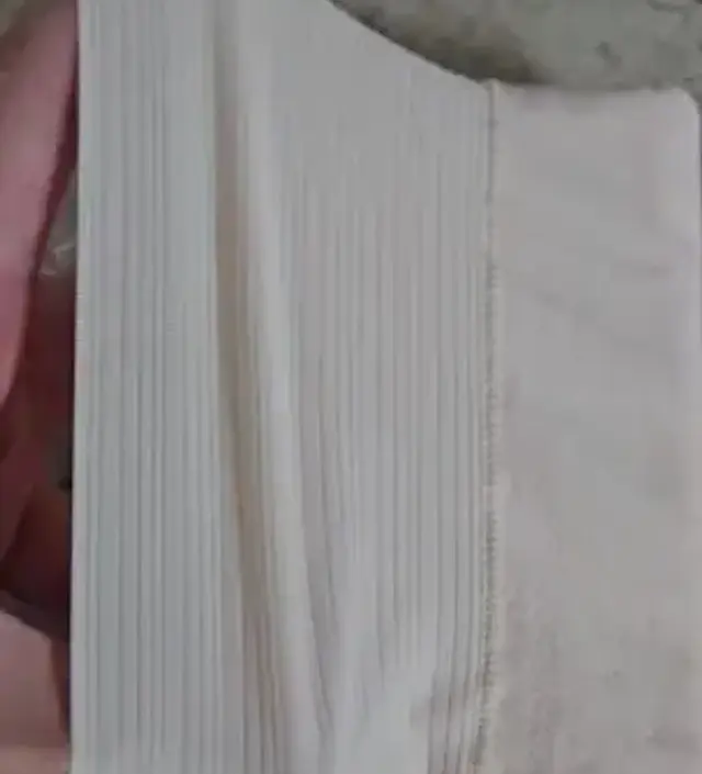 산모용 팬티가 더 필요해서 구매했어요 밴드가 넓은데 잘 늘어나서 흘러내리지도 않구 