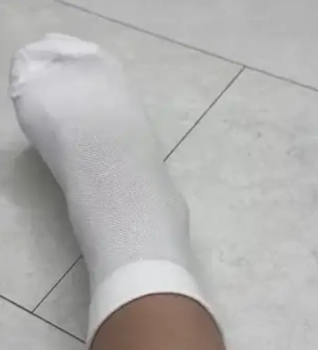 출산 5일전이라 발이랑 다리가 최대치로 부어있는 상태인데 진짜 압박 하나도 안되고 너