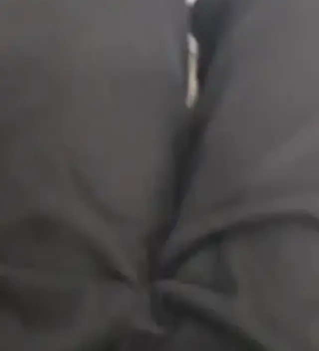 너무 편안하고 배부분도 쪼이지 않아서 요즘 교복템처럼 아주 잘 입고 다닙니다. 소임에