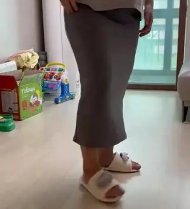 일할때 입으려 샀는데 정장 느낌나고 편하고 좋습니당