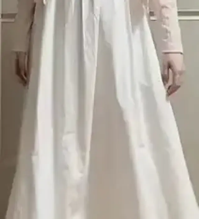 여름 화이트 너무 잘 입고 태교여행 다녀왔습니다. 위에는 나시 꼭 입어야하고(비침!) 