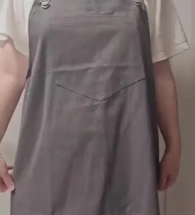 진짜 흰색도 사고싶은데 차콜도 넘예쁩니다 널널하니 배 티도 하나도 안나고 귀엽습니다