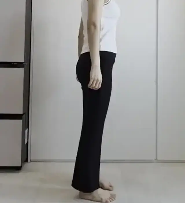 넉넉히 사이즈 잘맞고 신축성 좋아서 만삭때도 잘 입을 거 같아요. 키가 169인데 롱다리