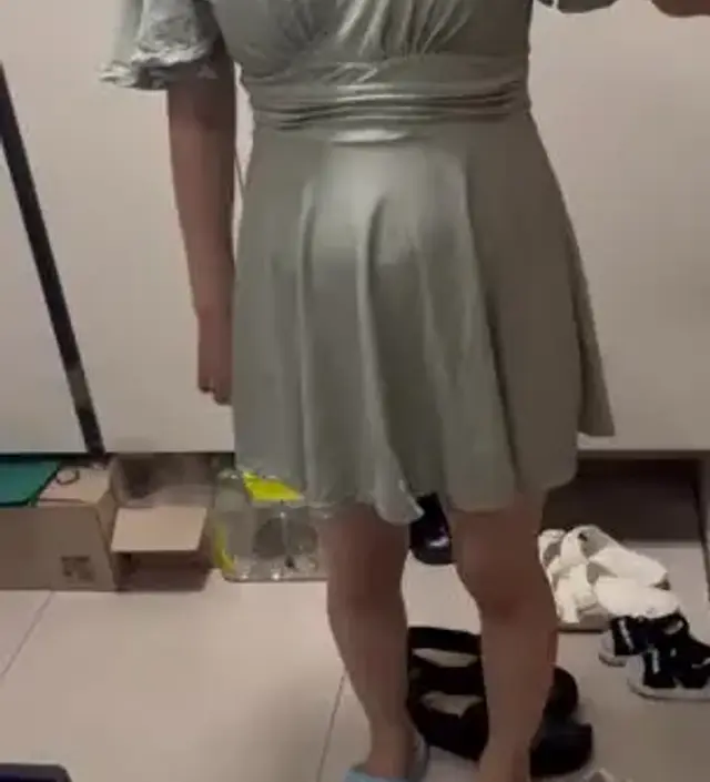 156cm에 19주 51kg인데 저한텐 전체적으로 살짝 큰듯한 느낌이네요 그래도 가슴~팔까지