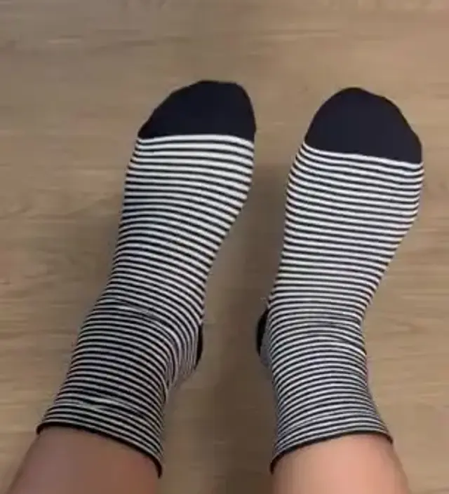 단가라 블랙 넘 예뻐요!! 와인색도 재입고 되면 더 사고 싶어요~~ 