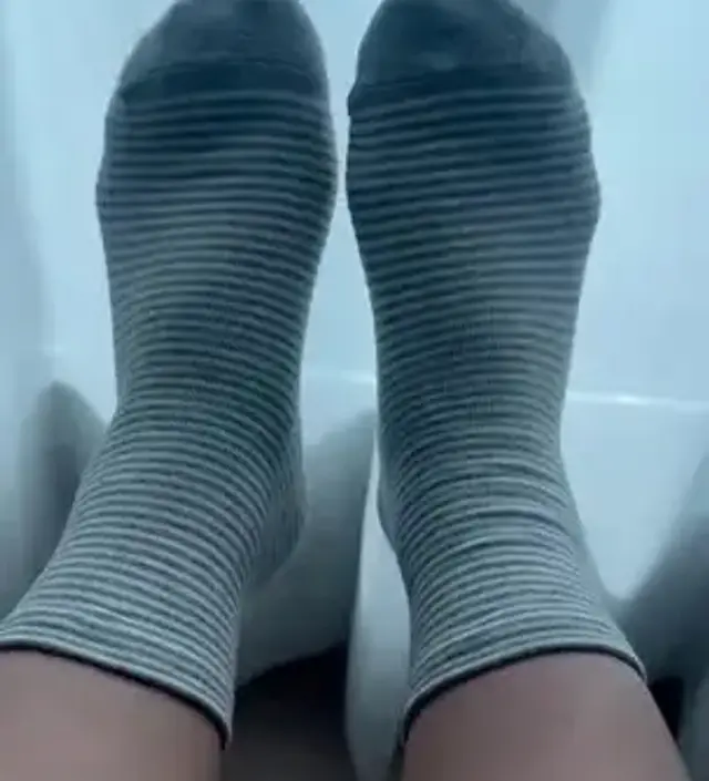 발목조임 없고 면도 좋아서 땀흡수도 잘될 것 같아요~~ 단가라 블랙이랑 그레이 둘다 예