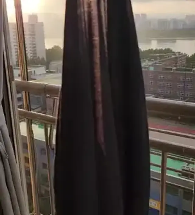 팔랑팔랑 소재 넘 좋아요~ 
