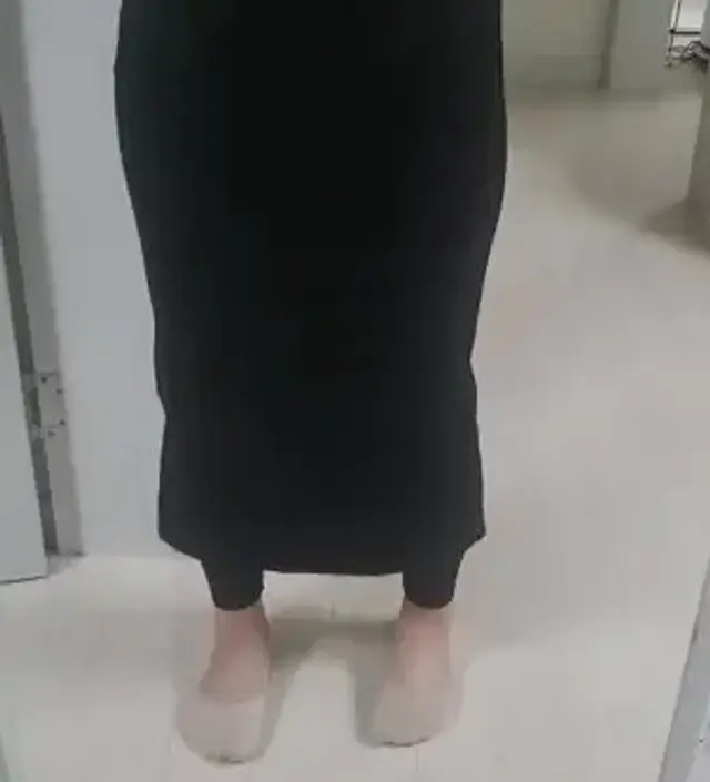 신축성이 좋구요 딱 배만 부각되니 ㅋㅋ 배라인이 예뻐보이네요 ㅋㅋ 근데 옆모습은 ㅋ