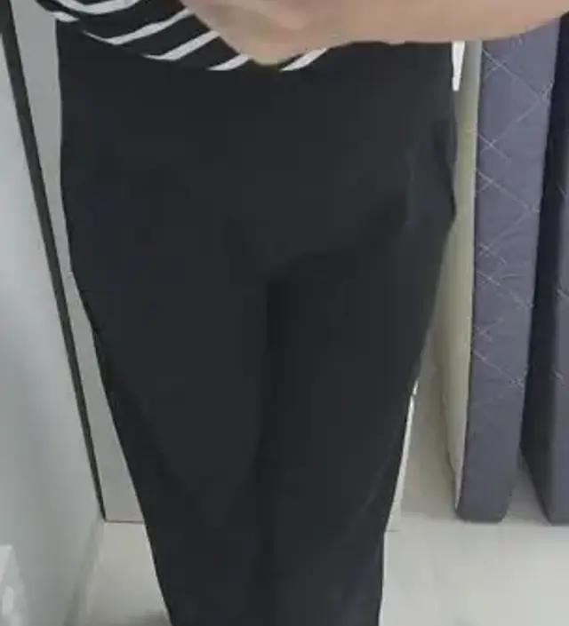 배가 조금씩 나오면서 기족의 바지들은 답답해서 못입겠더라구요
