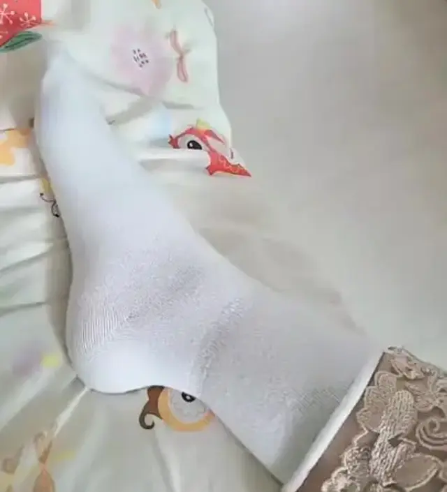 요즘 매일 신는 돌돌이 양말이예요~! 퀄리티 좋고 편해서 추천해요 :)