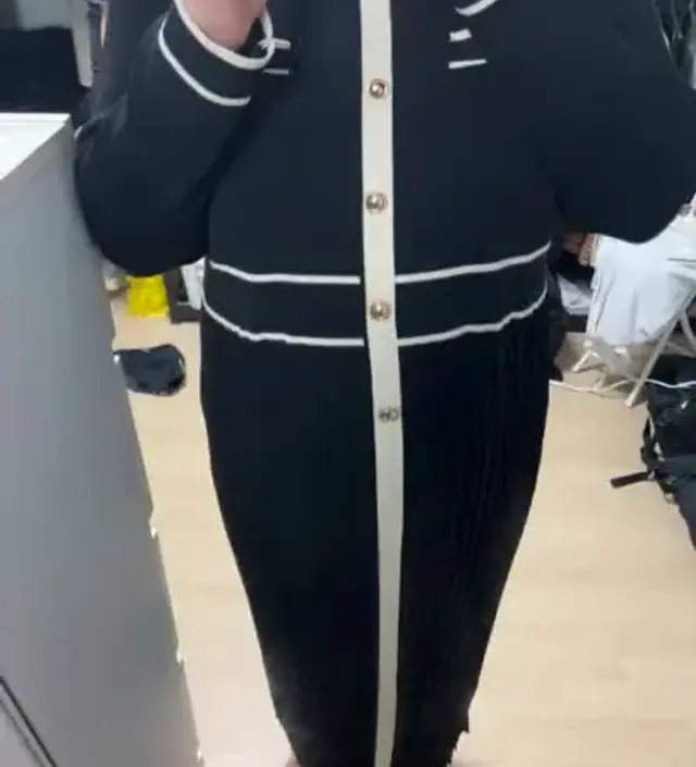 잘 늘어나서 왠만한만삭분들도 편하게 입을수있어요 제키에 딱 적당한 길이라 너무좋고