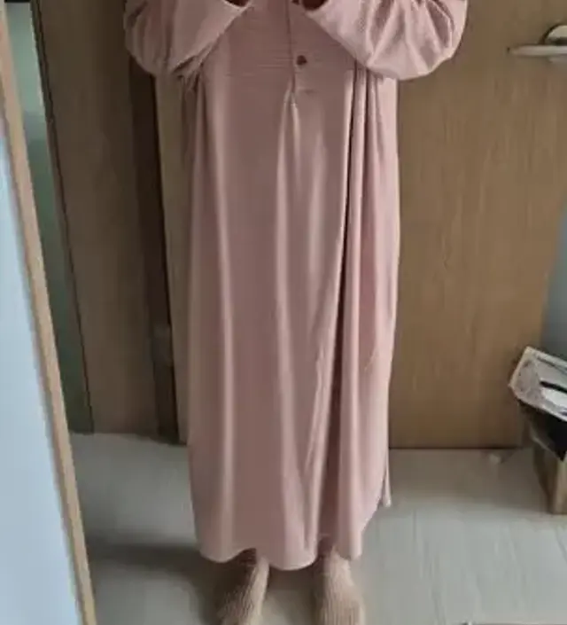 너무 촉감이 좋아서 같은걸로 하나더 샀어요
