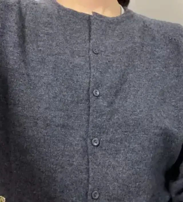 대만족 밝은 색도 있으면 사고 싶어요