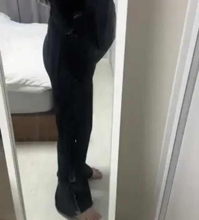 부들 부들 말랑 치즈 재질 ㅎㅎ 31주차라 만삭까지 입으려고 XL했는데 편하고 배 다 덮