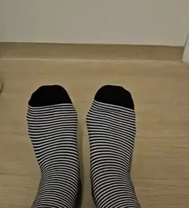 블랙 단가라 이뿌네용ㅎㅎ 발목 조이지도 않고 맘에 들어용ㅎㅎ