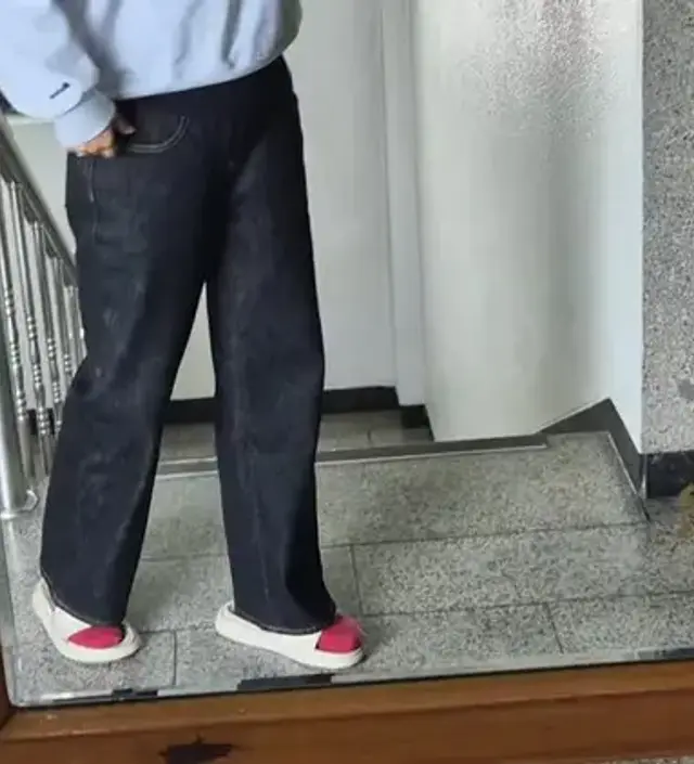 18주차 배가 꽤나왔어도 청바지가 입고싶어서 구매. 가을겨울에 내복안입고도 따뜻하게