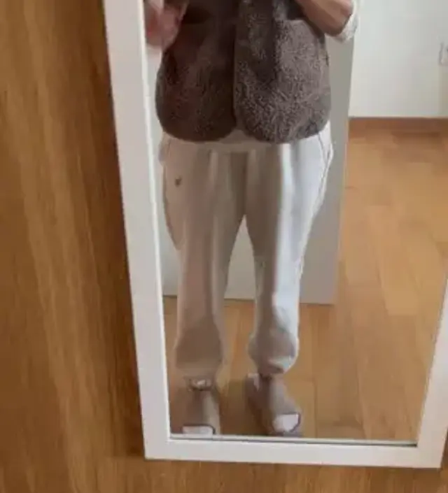 159cm 22w 임산부입니다! 몸무게는 48,49kg 왔다갔다하는데, 리뷰에 찾아봐도 S 사이즈